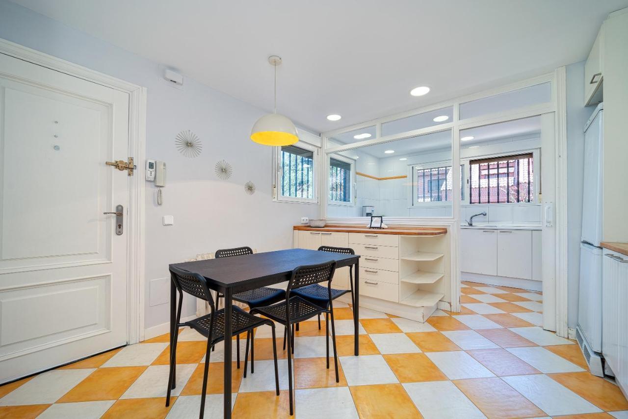 L Casa Cafe Madrid El Plantio Calle Segundo Anca 11 Madrid 28023 Εξωτερικό φωτογραφία