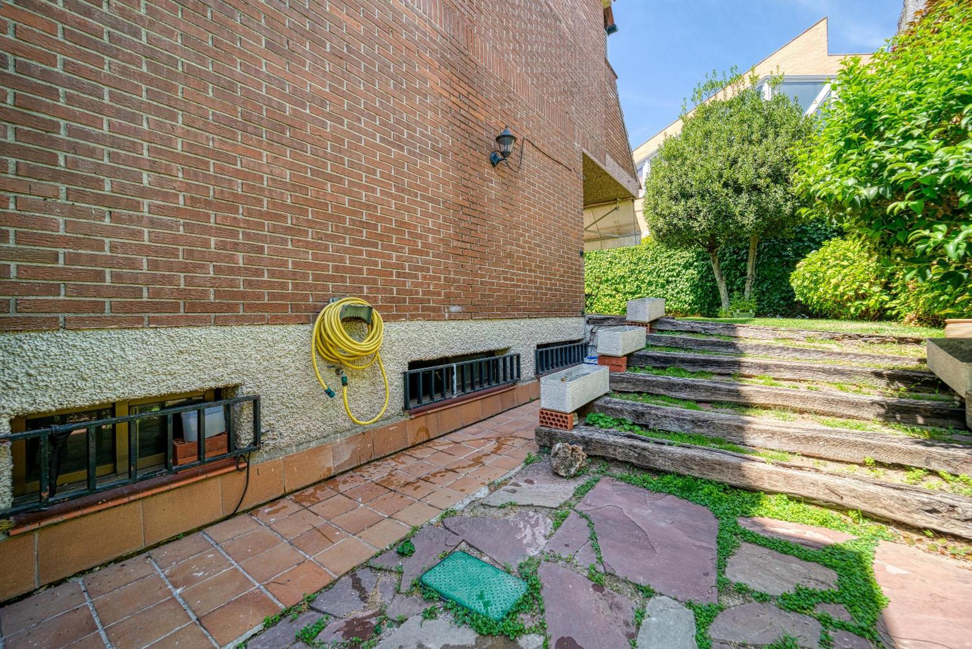 L Casa Cafe Madrid El Plantio Calle Segundo Anca 11 Madrid 28023 Εξωτερικό φωτογραφία
